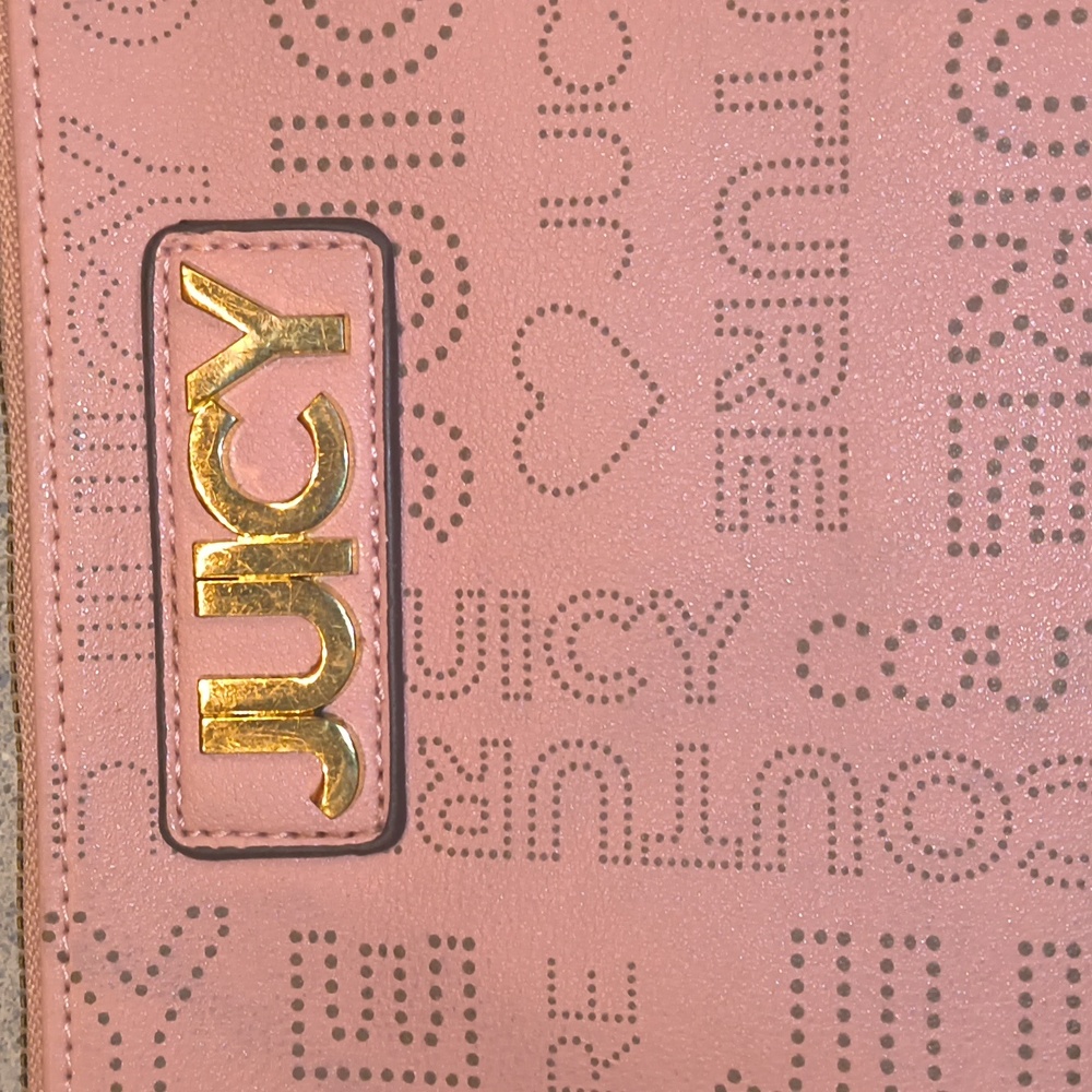 Juicy Couture Brand Light Pink Wristlet-NWOT - Picture 3 of 12
